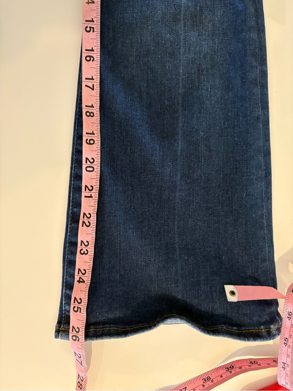 FRAME || Le One Crop Mini Boot Jeans in Prima Wash Multi-Size 2 (30-34) - Picture 12 of 13
